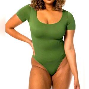 HeyShape Square Neck Thong Bodysuit. Green. XL
